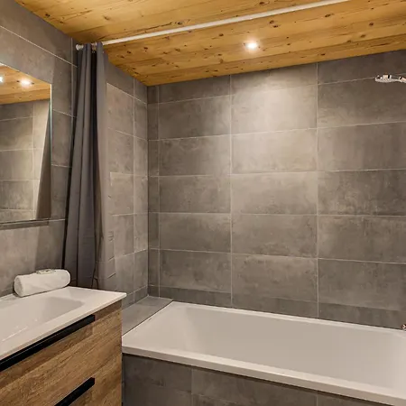 Apartment Annapurna, Alpes Travel, Les Houches, Sleeps 5 *